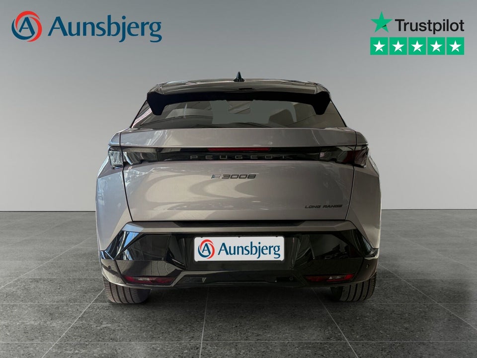 Peugeot e-3008 101 GT 5d