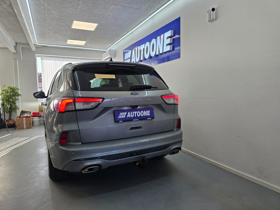 Ford Kuga 2,5 PHEV ST-Line X CVT 5d