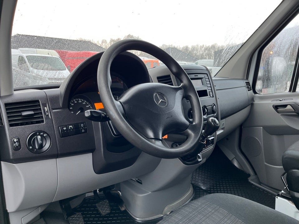 Mercedes Sprinter 516 2,2 CDi A2 Db.Kab RWD 4d