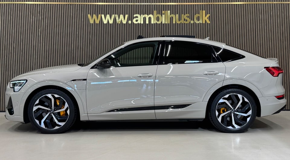 Audi e-tron 55 S-line Sportback quattro 5d