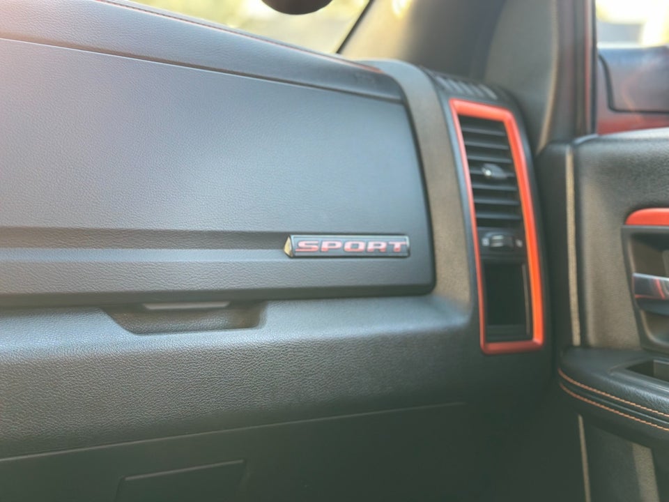 Dodge RAM 1500 5,7 V8 Longhorn Crew Cab aut. 4x4 4d