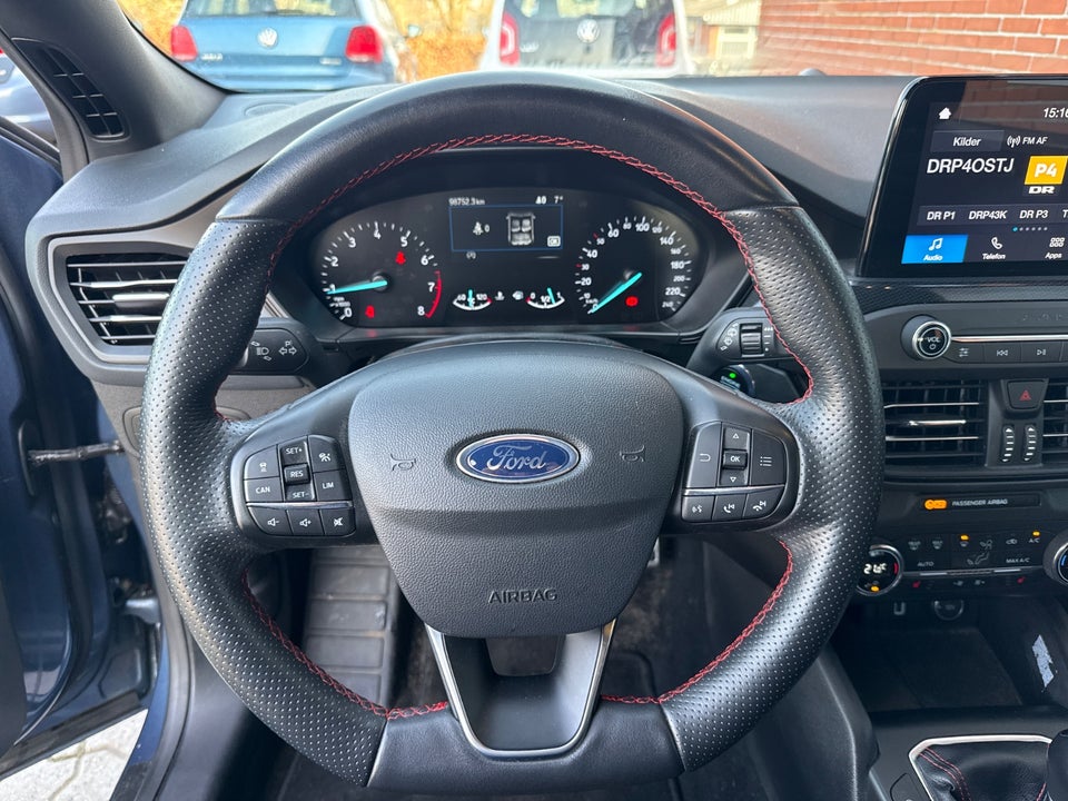 Ford Focus 1,0 EcoBoost ST-Line stc. 5d