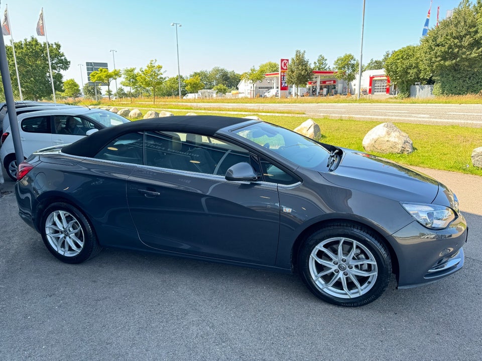 Opel Cascada 1,4 T 140 Cosmo 2d