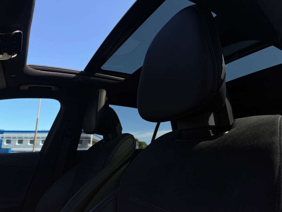 Mercedes C300 e 2,0 AMG Line stc. aut. 5d