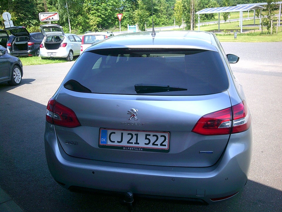 Peugeot 308 1,6 BlueHDi 120 Active SW 5d