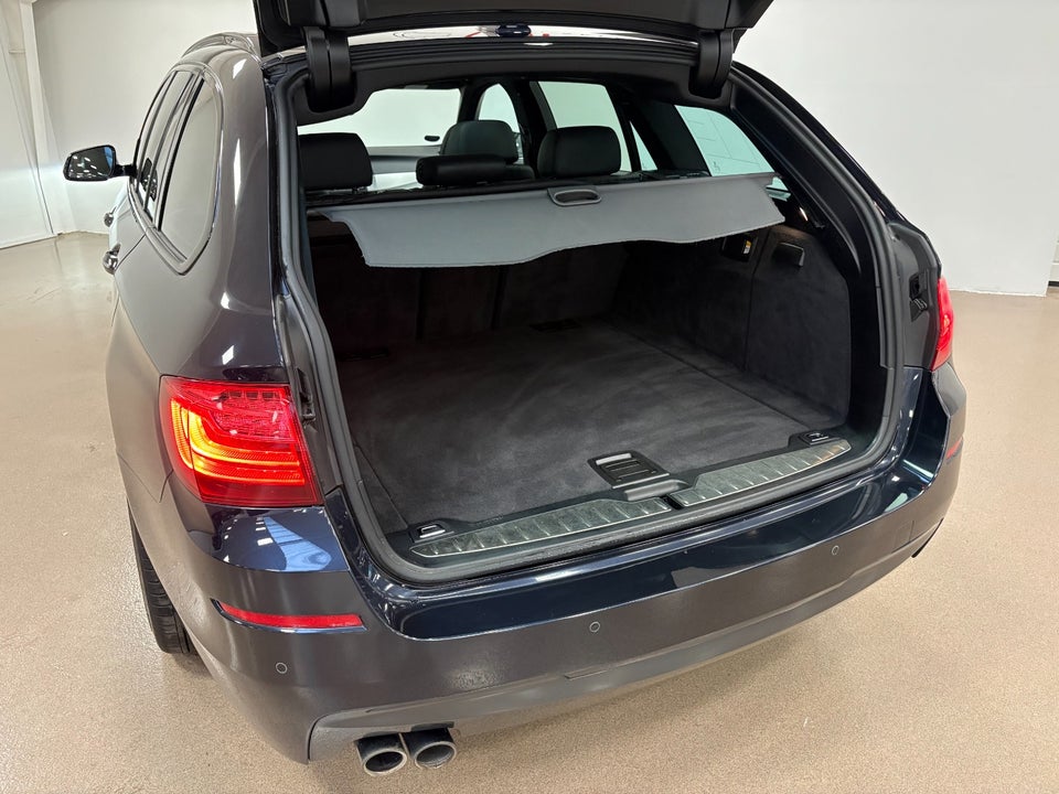 BMW 530d 3,0 Touring M-Sport xDrive aut. 5d