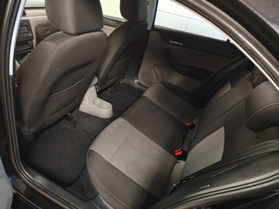 Seat Toledo 1,6 TDi 105 Style 5d