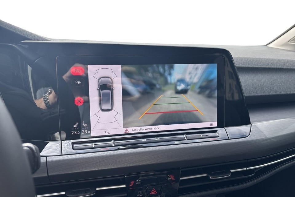 VW Golf VIII 1,5 eTSi 150 Style Variant DSG 5d