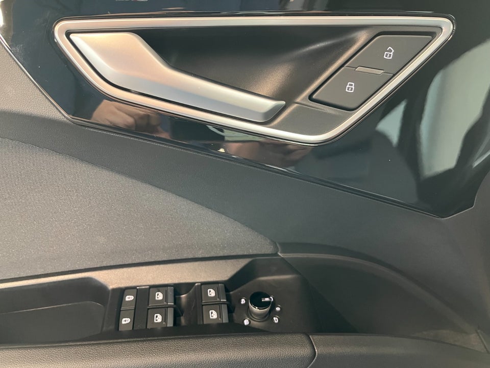 Audi Q4 e-tron 45 edition S-line 5d