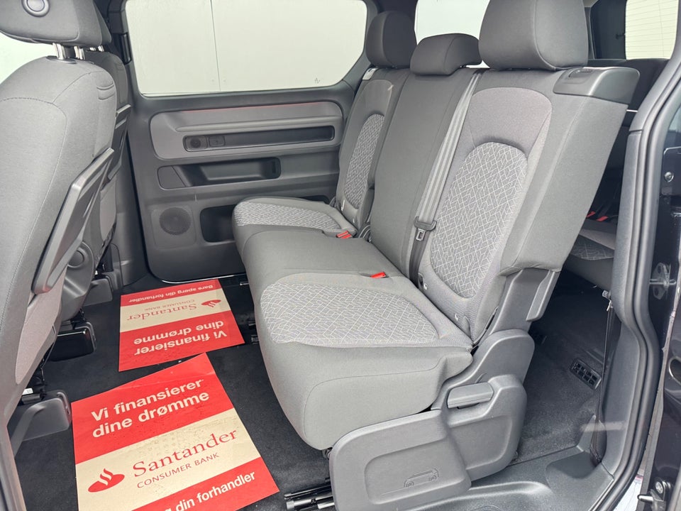 VW ID.Buzz 86 Pro 7prs LWB 5d