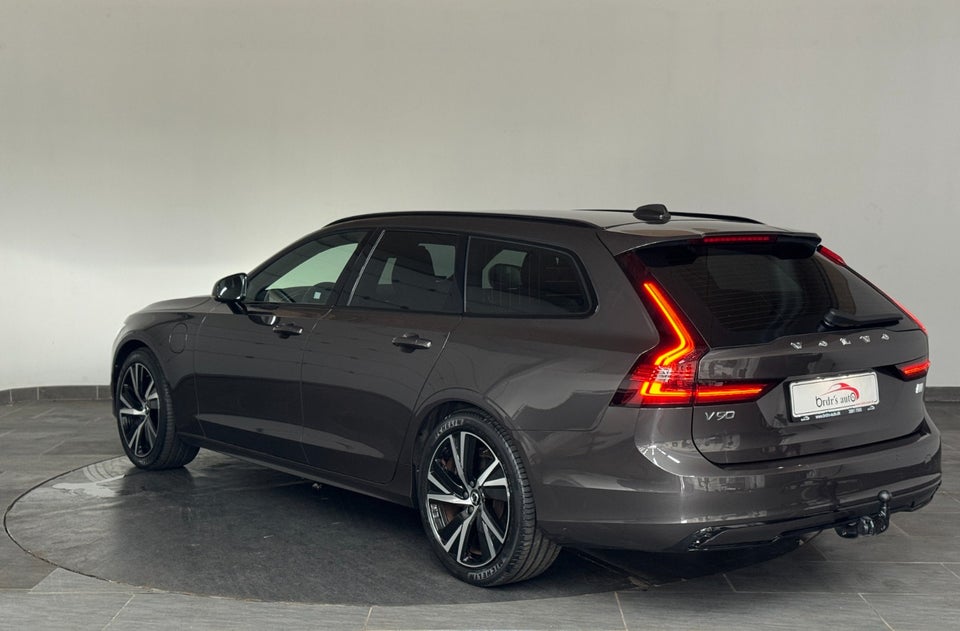 Volvo V90 2,0 T6 ReCharge R-Design aut. AWD 5d