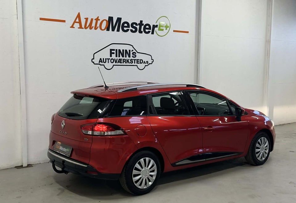 Renault Clio IV 0,9 TCe 90 Expression Sport Tourer 5d