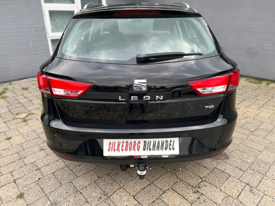 Seat Leon 1,6 TDi 105 Reference ST 5d