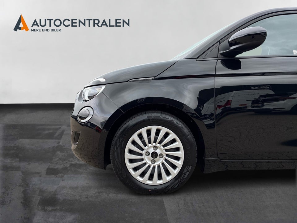 Fiat 500e 42 Icon 3d