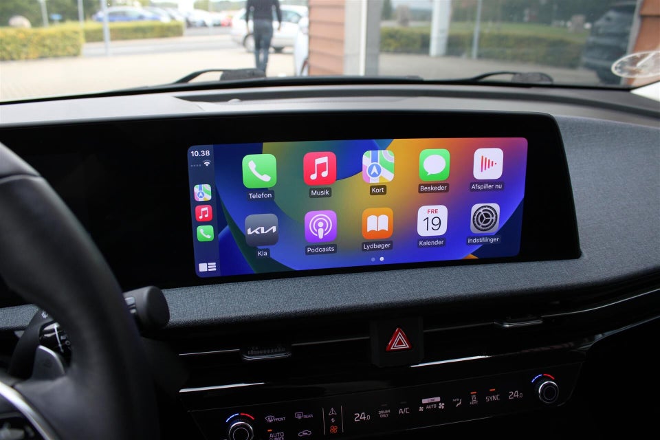 Kia EV6 77 Long Range Access 5d