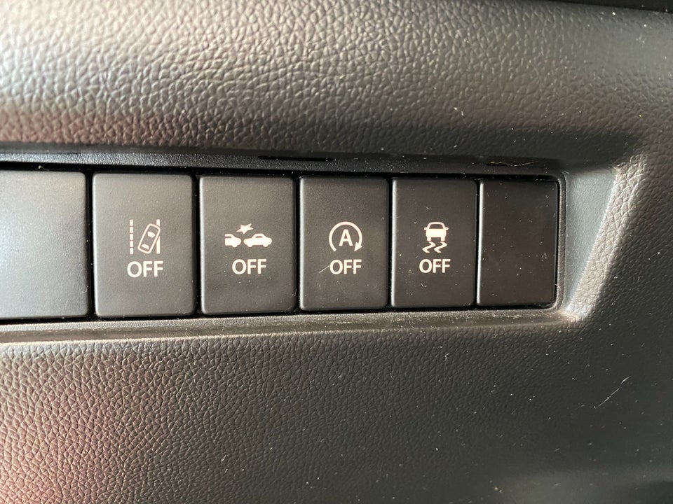 Suzuki Swift 1,2 Dualjet SHVS Exclusive 5d