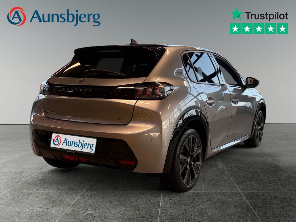 Peugeot e-208 50 GT 5d