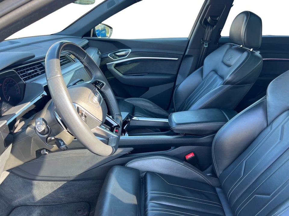 Audi e-tron S Sportback quattro 5d