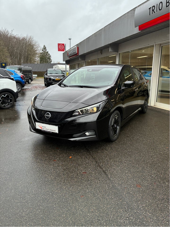 Nissan Leaf 39 Acenta 5d