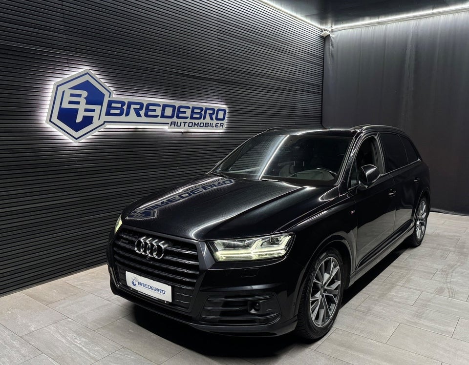 Audi Q7 3,0 TDi 272 S-line quattro Tiptr. Van 5d