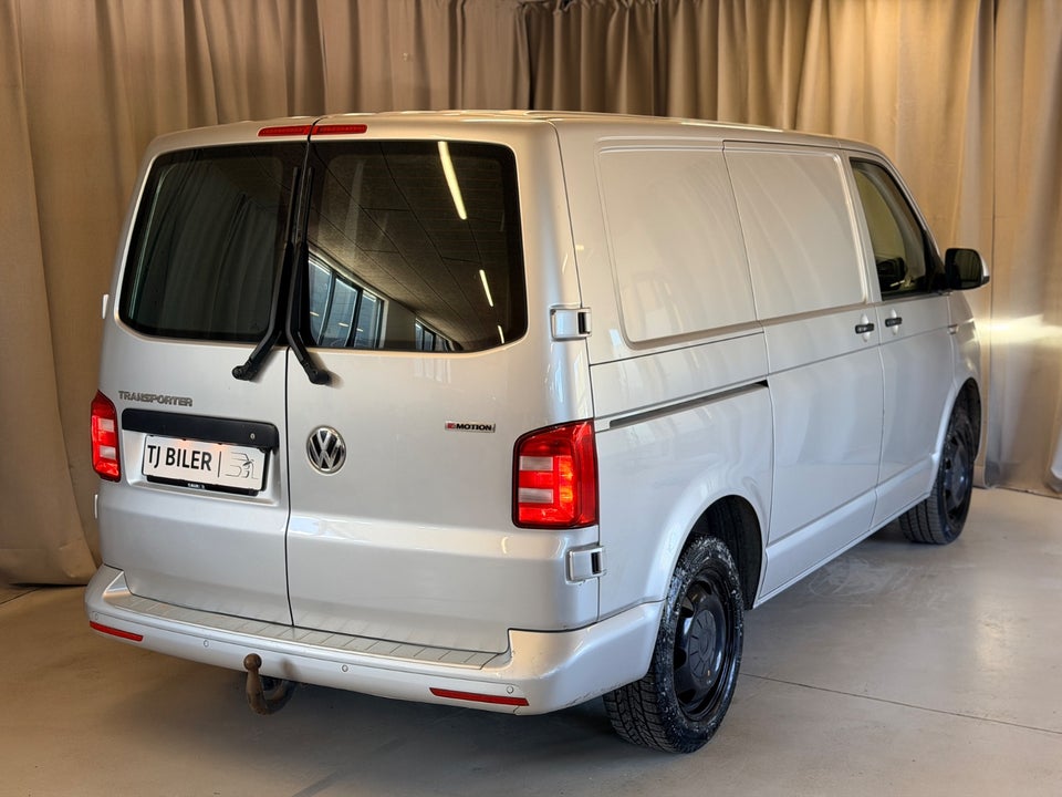 VW Transporter 2,0 TDi 204 Kassevogn DSG 4Motion kort