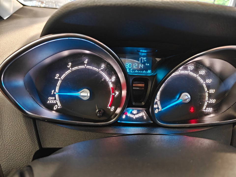 Ford B-MAX 1,0 SCTi 100 Titanium 5d