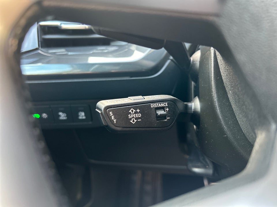 Audi Q4 e-tron 50 S-line quattro 5d