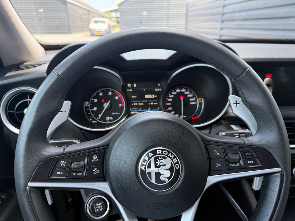 Alfa Romeo Stelvio 2,0 T 200 Edizione aut. Q4 5d