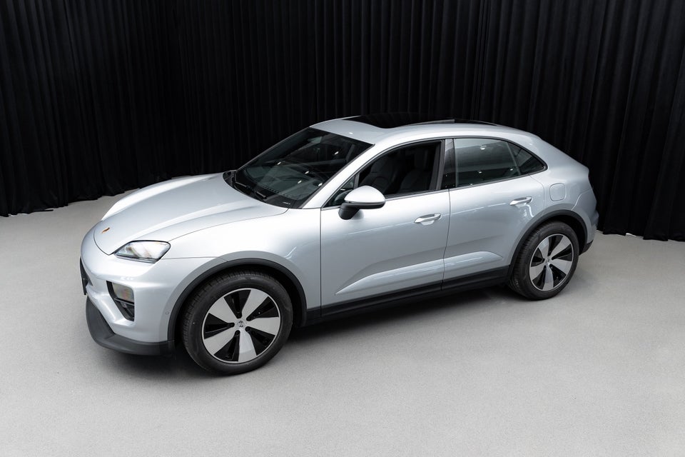 Porsche Macan 5d