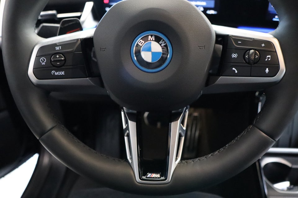 BMW iX2 eDrive20 Fully Charged M-Sport 5d