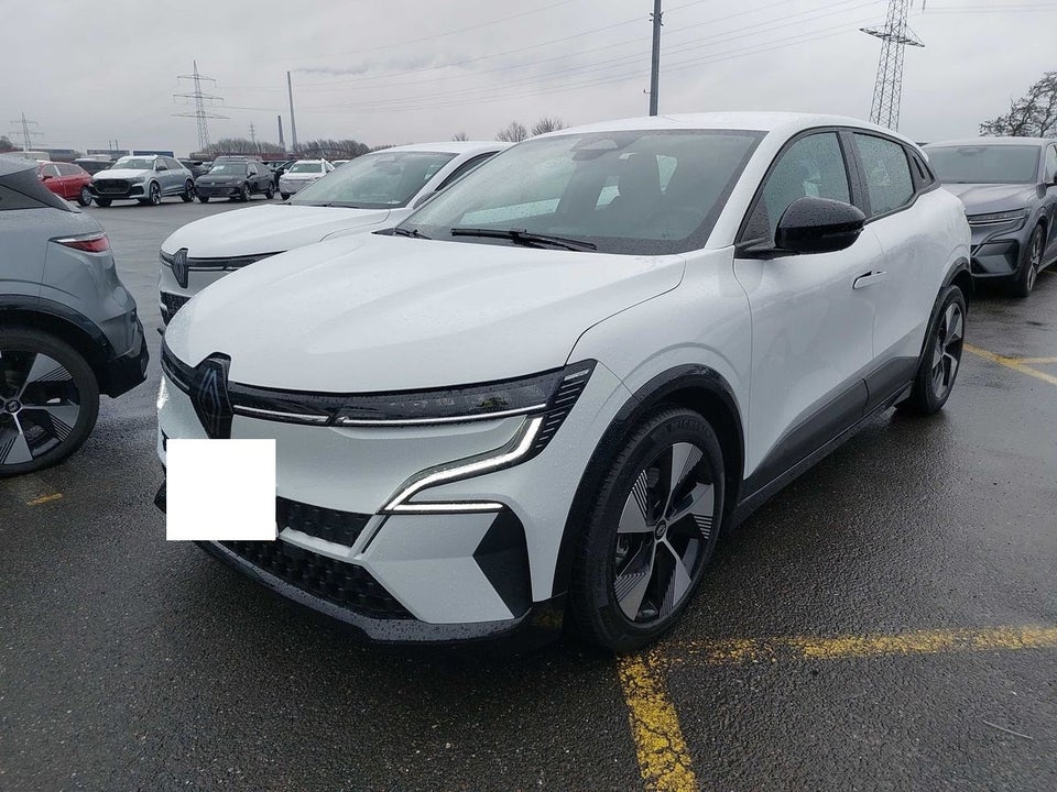 Renault Megane E-Tech 40 Equilibre 5d