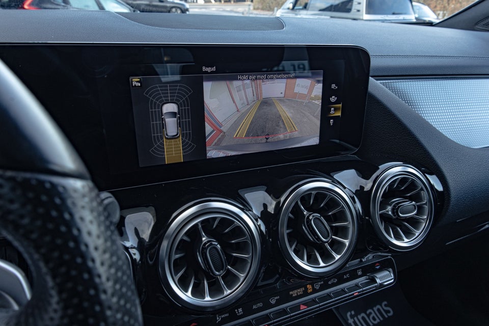 Mercedes EQA250 AMG Line 5d