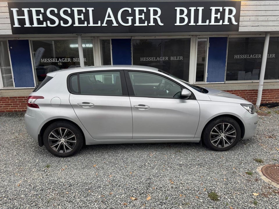 Peugeot 308 1,2 VTi 82 Active 5d