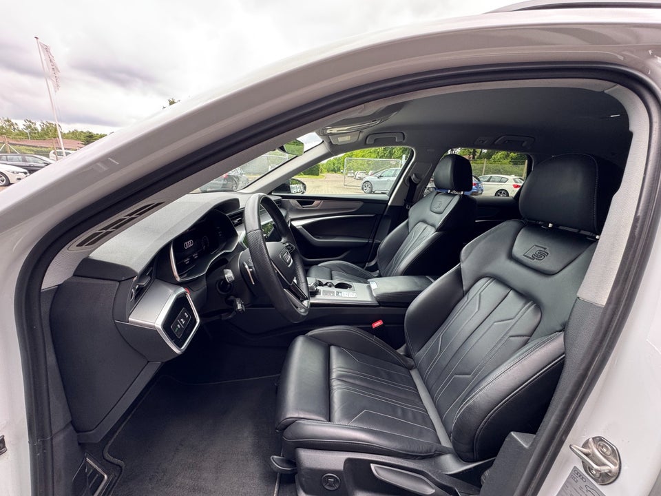 Audi A6 55 TFSi e S-line Avant quattro S-tr. 5d