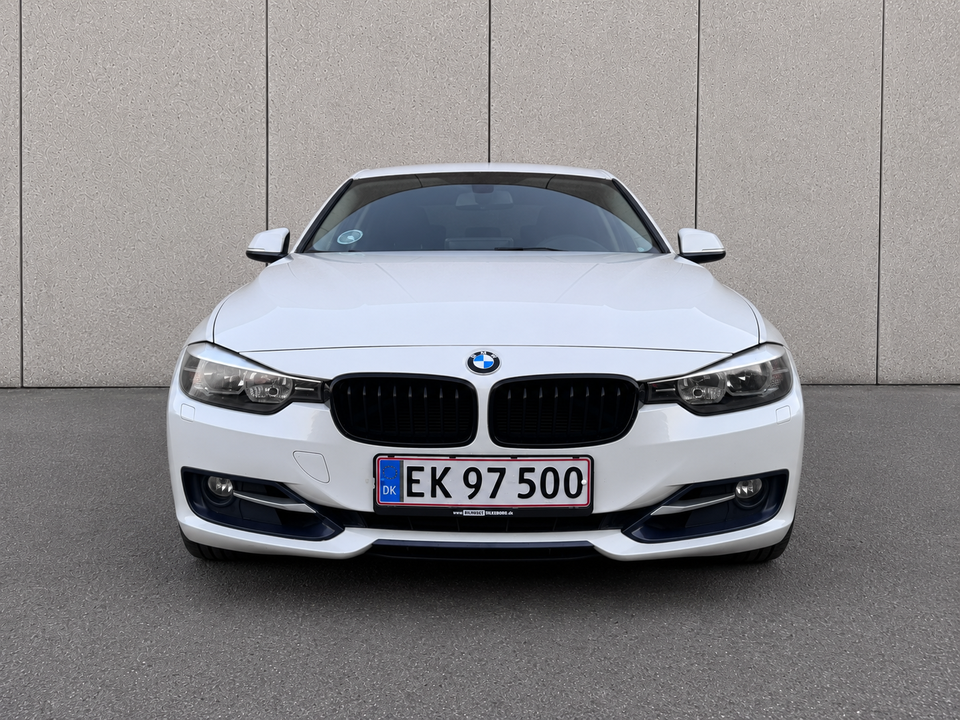 BMW 320i 2,0 Sport Line aut. 4d