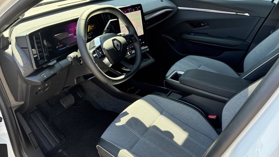 Renault Scenic E-Tech 87 Techno 5d