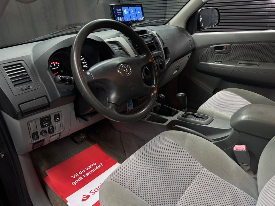 Toyota HiLux 3,0 D-4D Db.Kab 4x4 SR5 4d