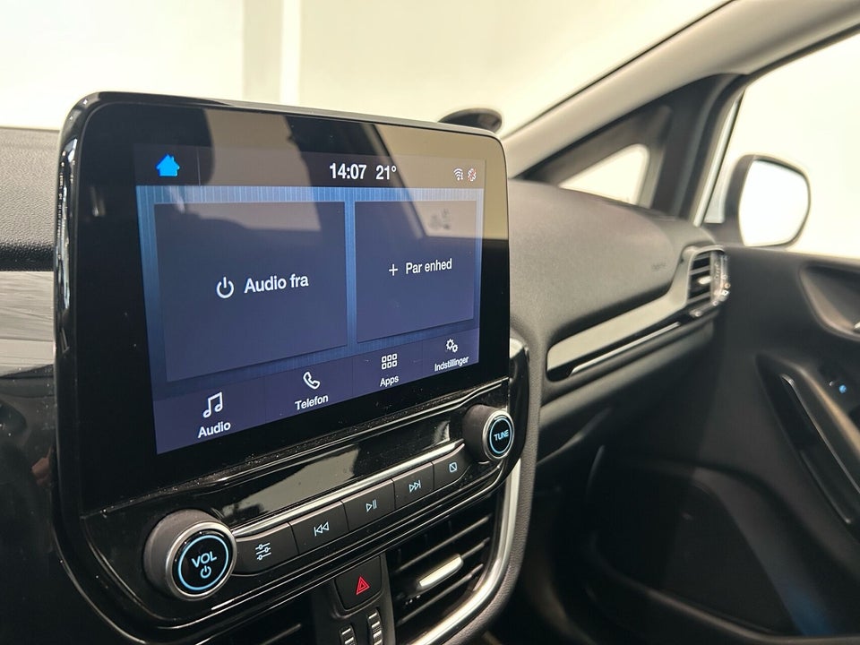 Ford Fiesta 1,0 EcoBoost mHEV Titanium 5d