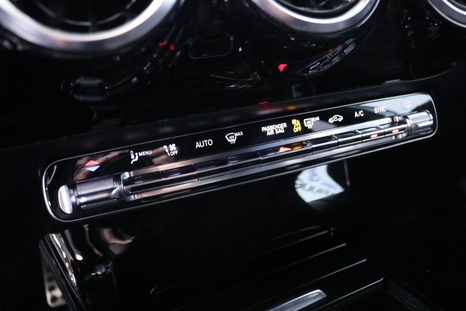 Mercedes A200 1,3 AMG Line aut. 5d