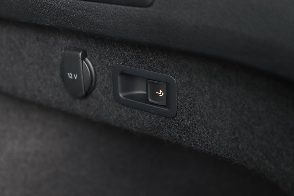 VW Passat 2,0 TDi 150 Comfortline Variant DSG Van 5d