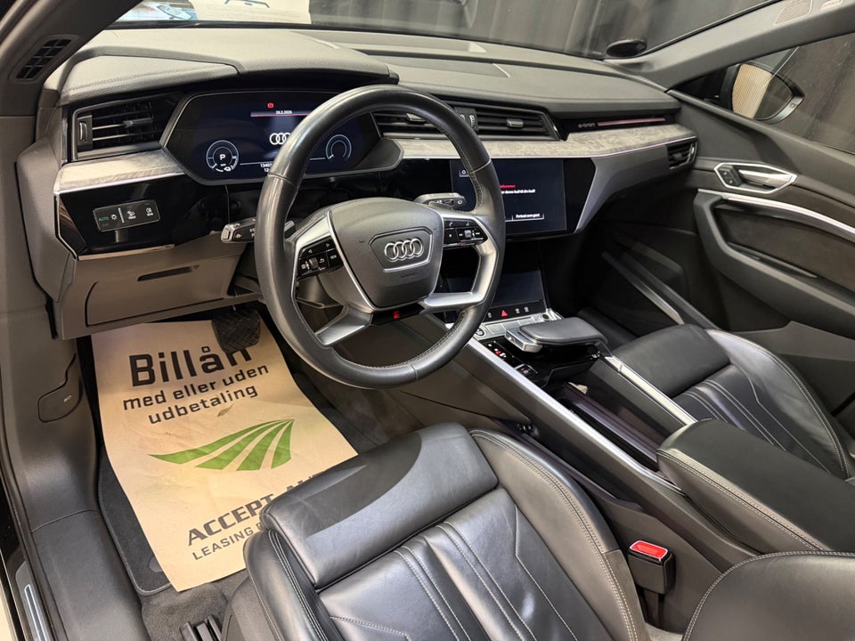 Audi e-tron 55 S-line quattro 5d