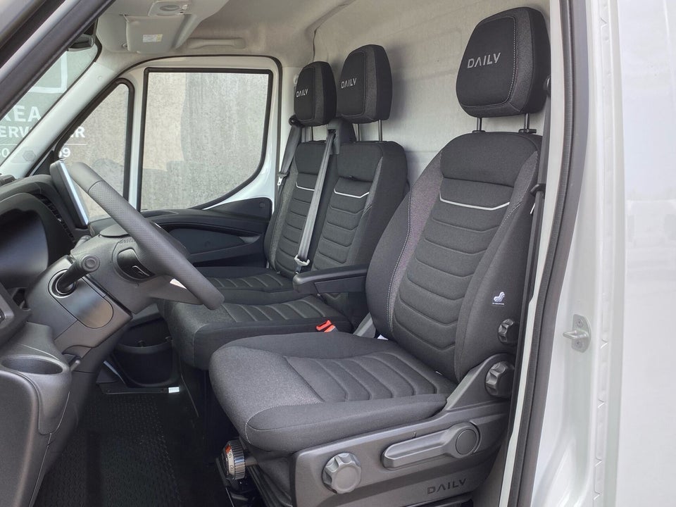 Iveco Daily 3,0 35S18 12m³ Van AG8