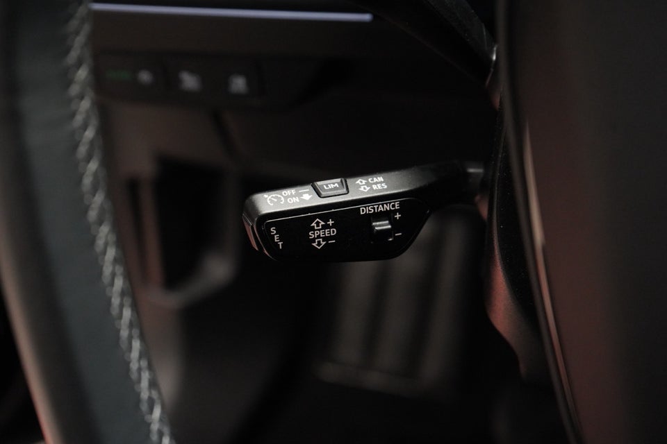 Audi Q4 e-tron 45 S-line 5d