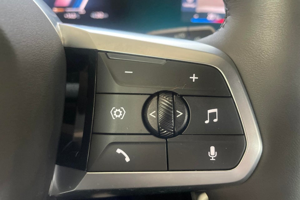 BMW iX1 eDrive20 M-Sport 5d