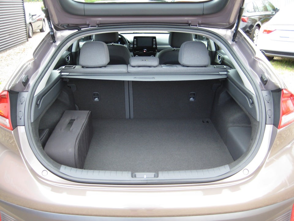 Hyundai Ioniq 1,6 PHEV Trend DCT 5d