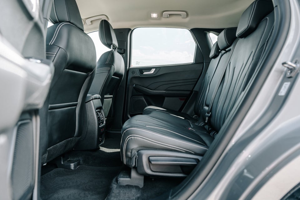 Ford Kuga 2,5 PHEV Vignale CVT 5d