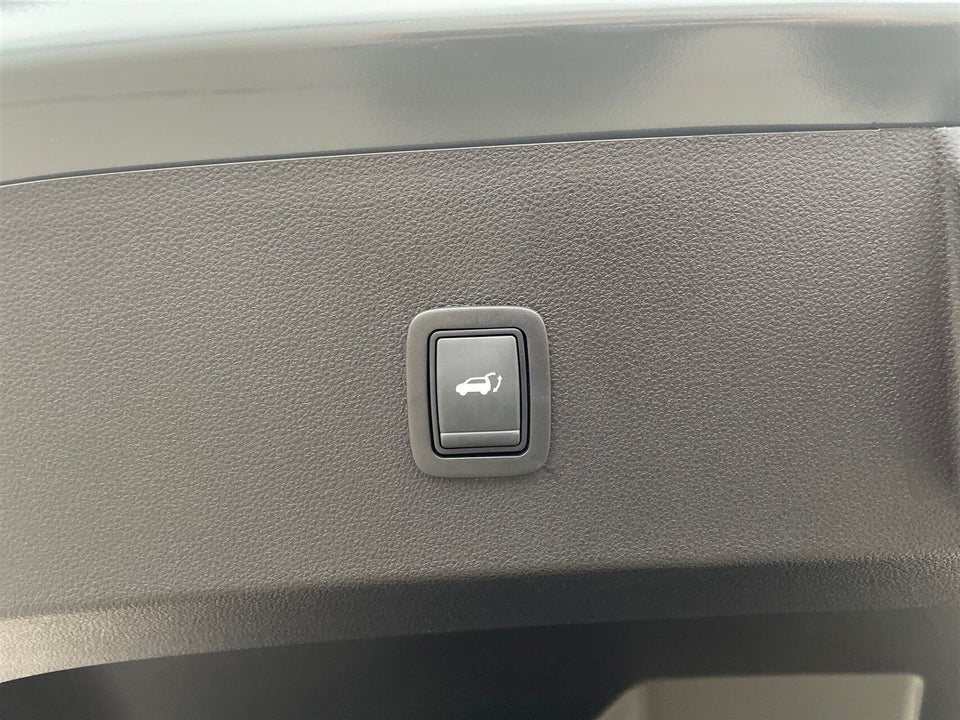 Renault 4 E-Tech 52 Techno 5d