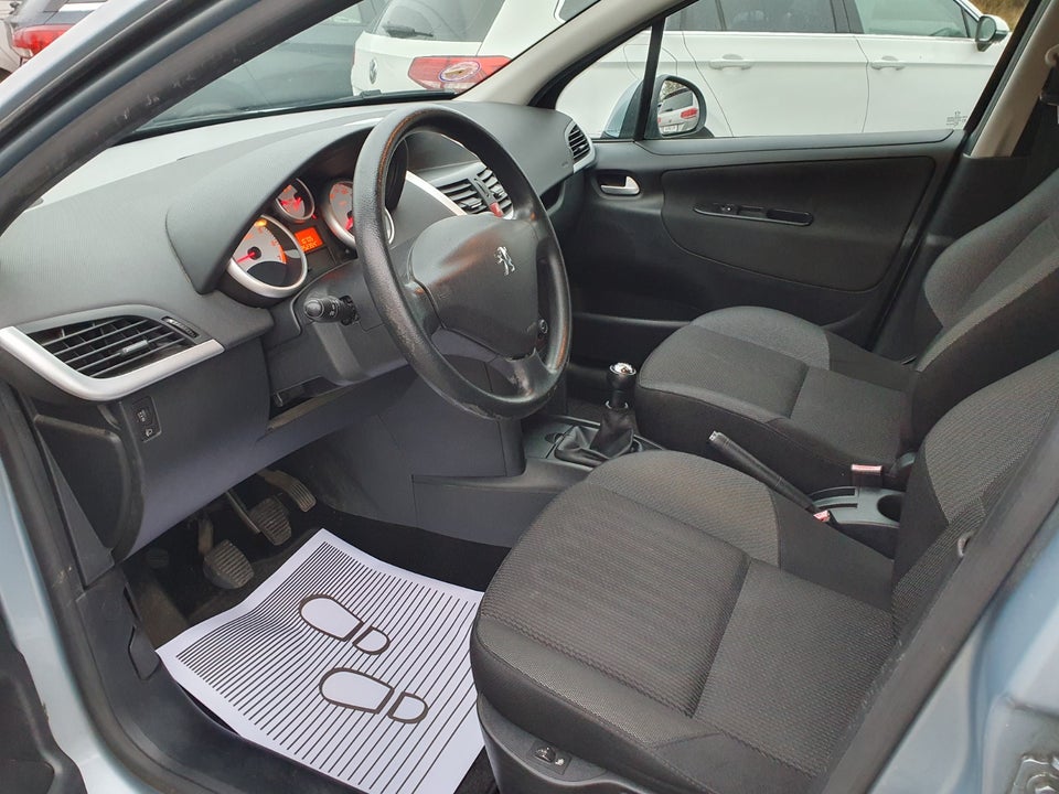Peugeot 207 1,4 VTi Premium SW 5d
