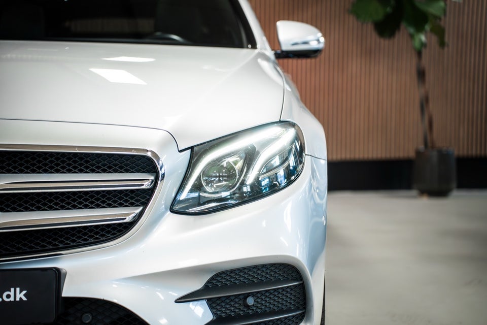 Mercedes E220 d 2,0 aut. 4Matic 4d