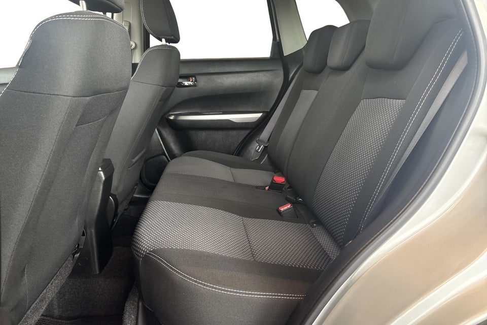 Suzuki Vitara 1,5 S-Hybrid Active AGS 5d